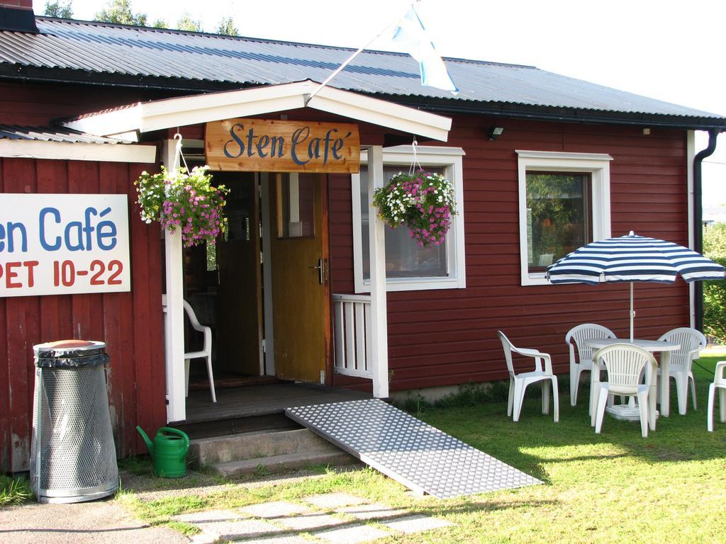 Stuga Vid Hedenaesets Stencafe Buitenkant foto