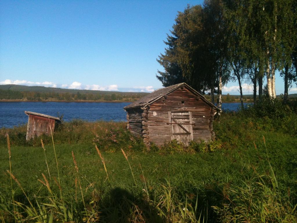 Stuga Vid Hedenaesets Stencafe Buitenkant foto