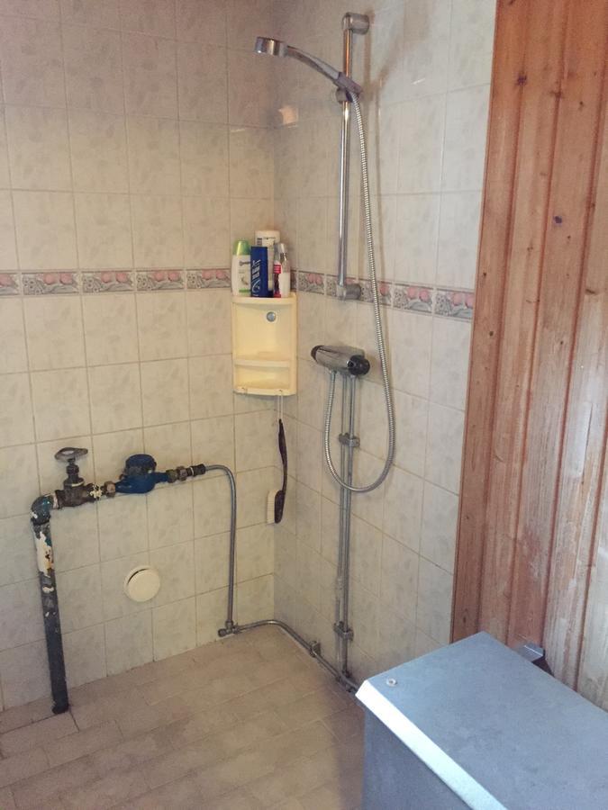 Stuga Vid Hedenaesets Stencafe Buitenkant foto