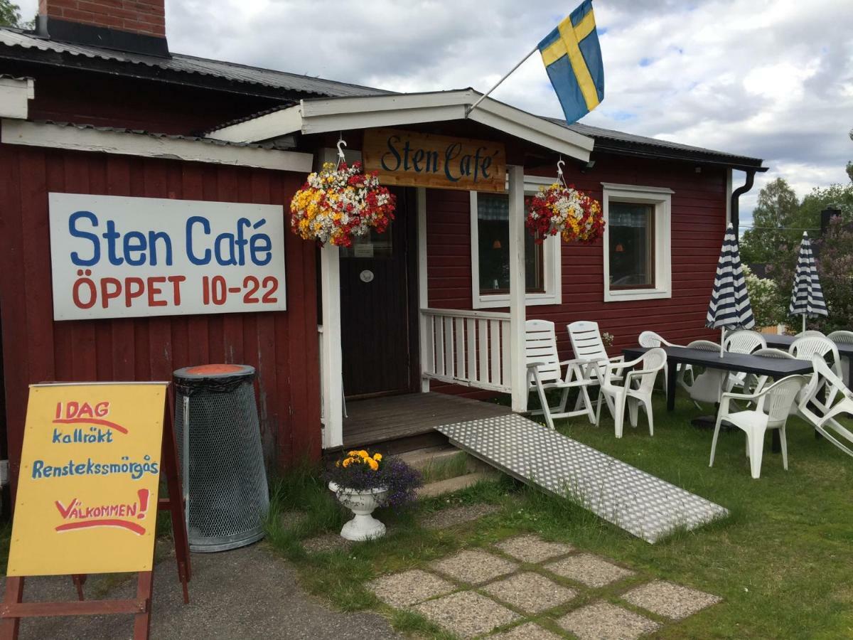 Stuga Vid Hedenaesets Stencafe Buitenkant foto